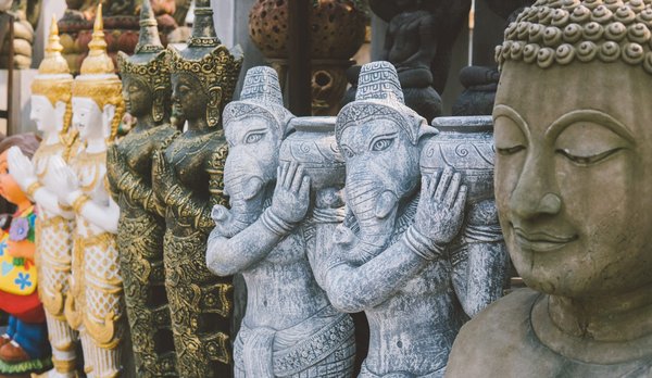 Exploration du Bouddhisme: un voyage spirituel
