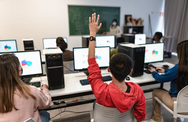 Lille: comment réussir ses études en informatique?